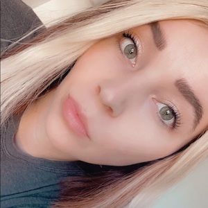 Meet your Posher, Krystal